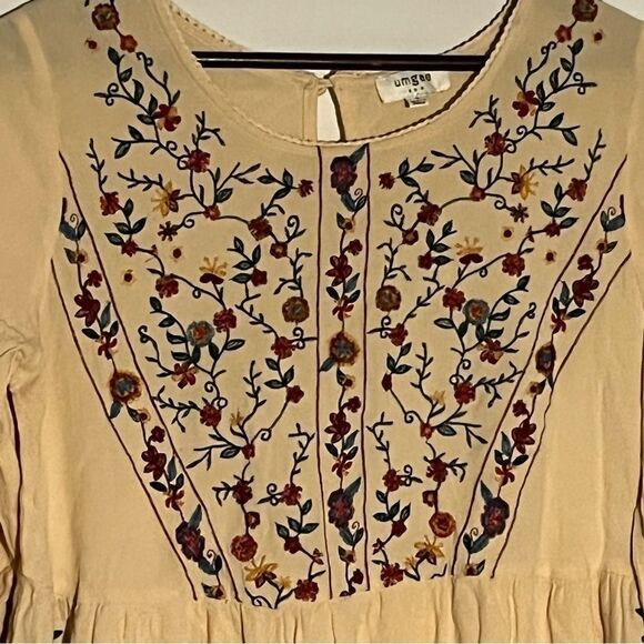 Women's Umgee Tan Boho Embroidered Top - Picture 3 of 9